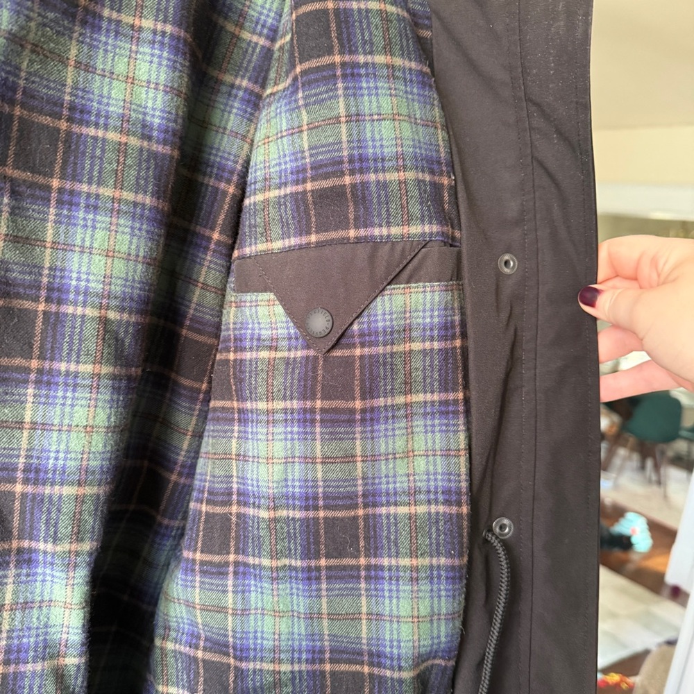 Madewell x Penfield Raincoat — Large - Picture 9 of 10